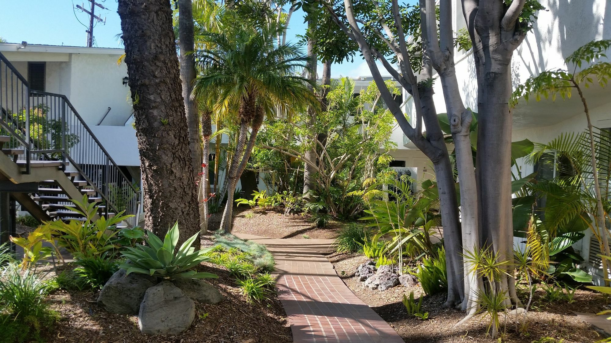 Laguna Beach Lodge Экстерьер фото