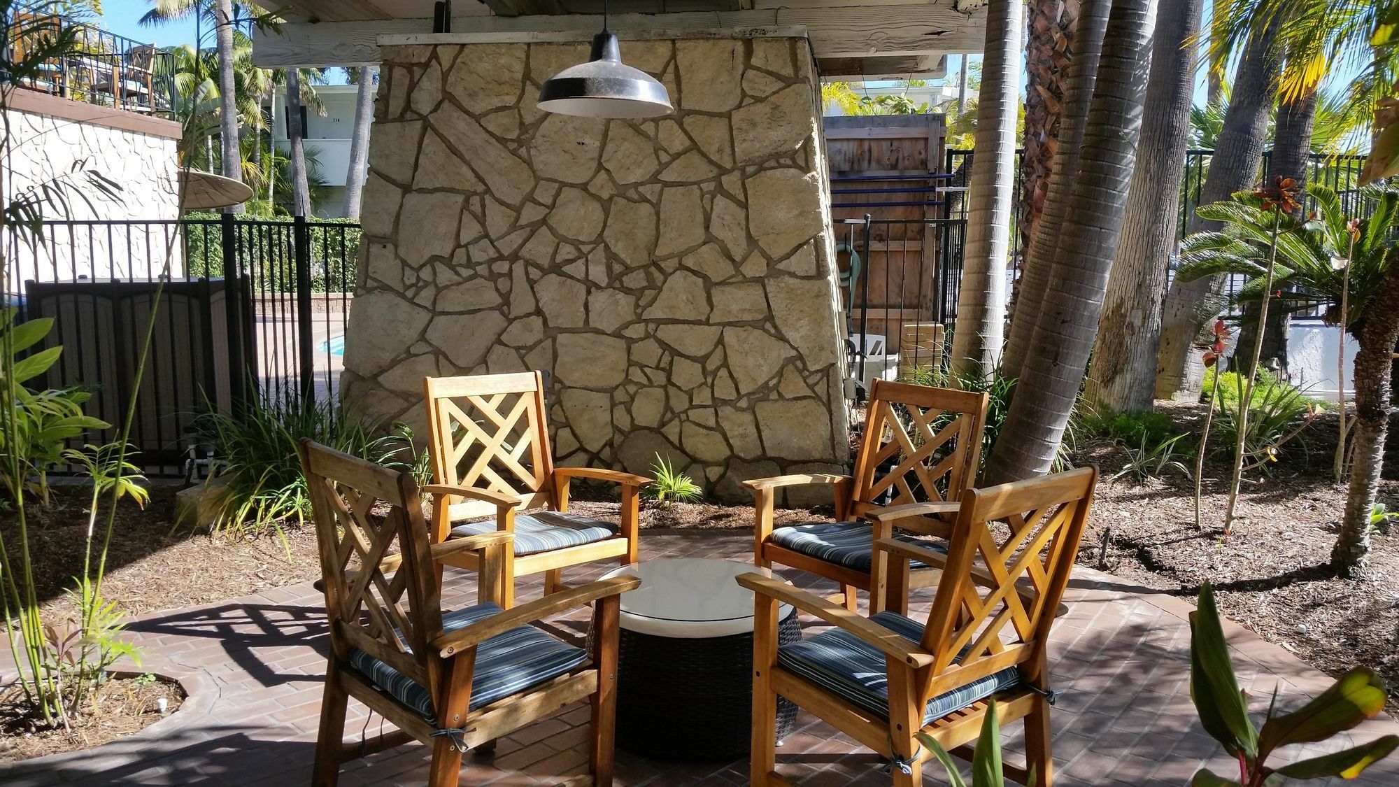 Laguna Beach Lodge Экстерьер фото